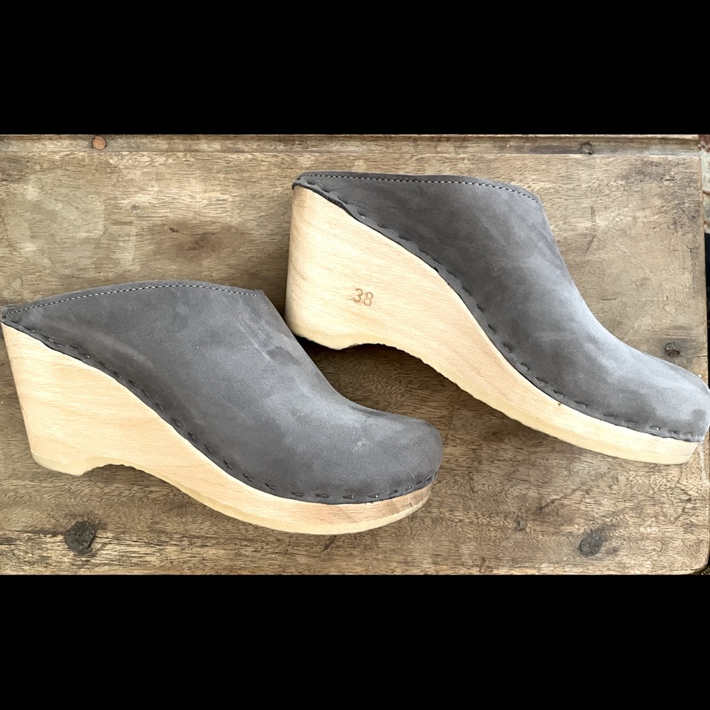 No. 6 New School Grey Wedge Clog